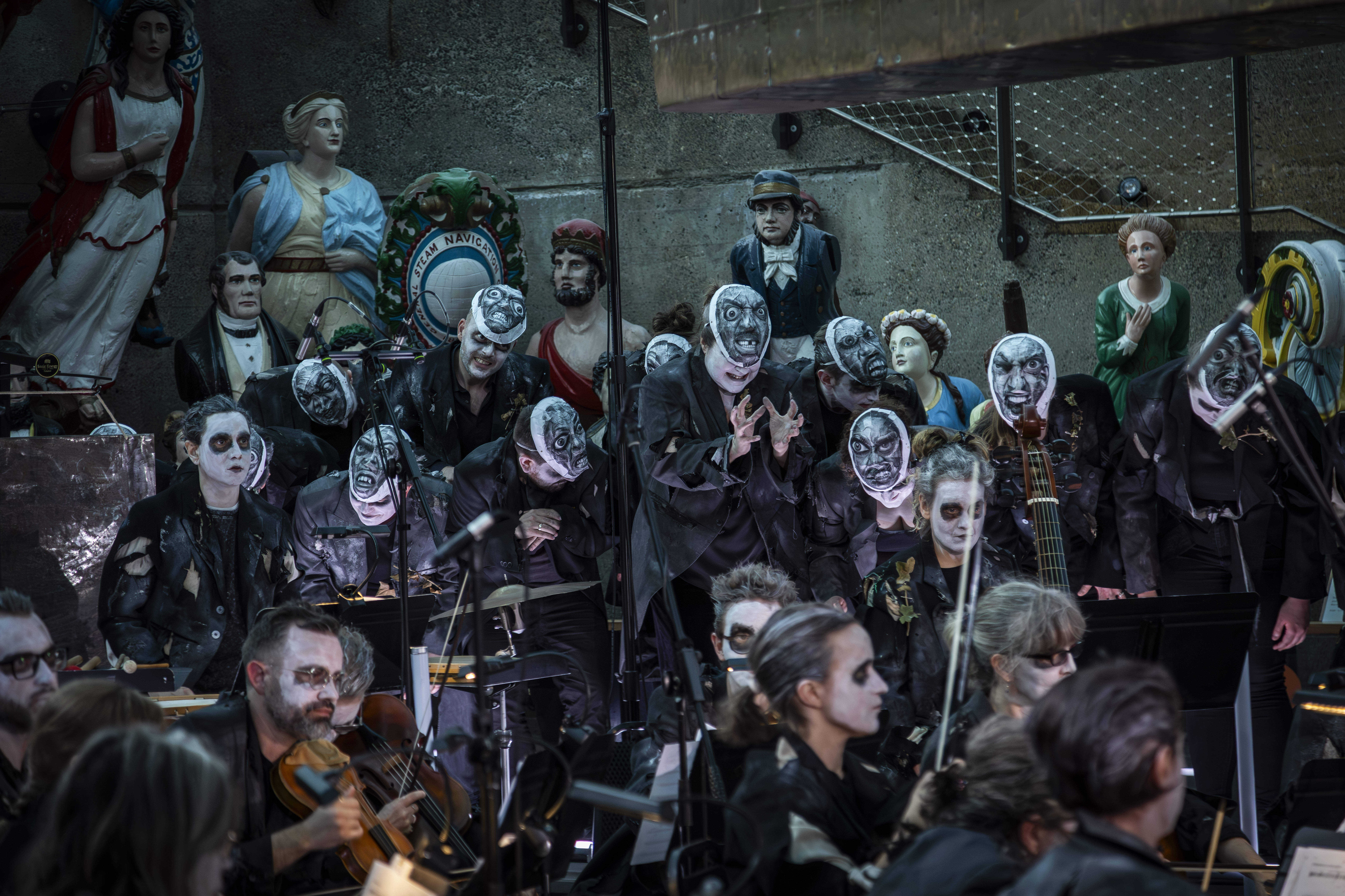027_MCO_Dido_and_Aeneas_photo_by_Paul_Marc_Mitchell.jpg