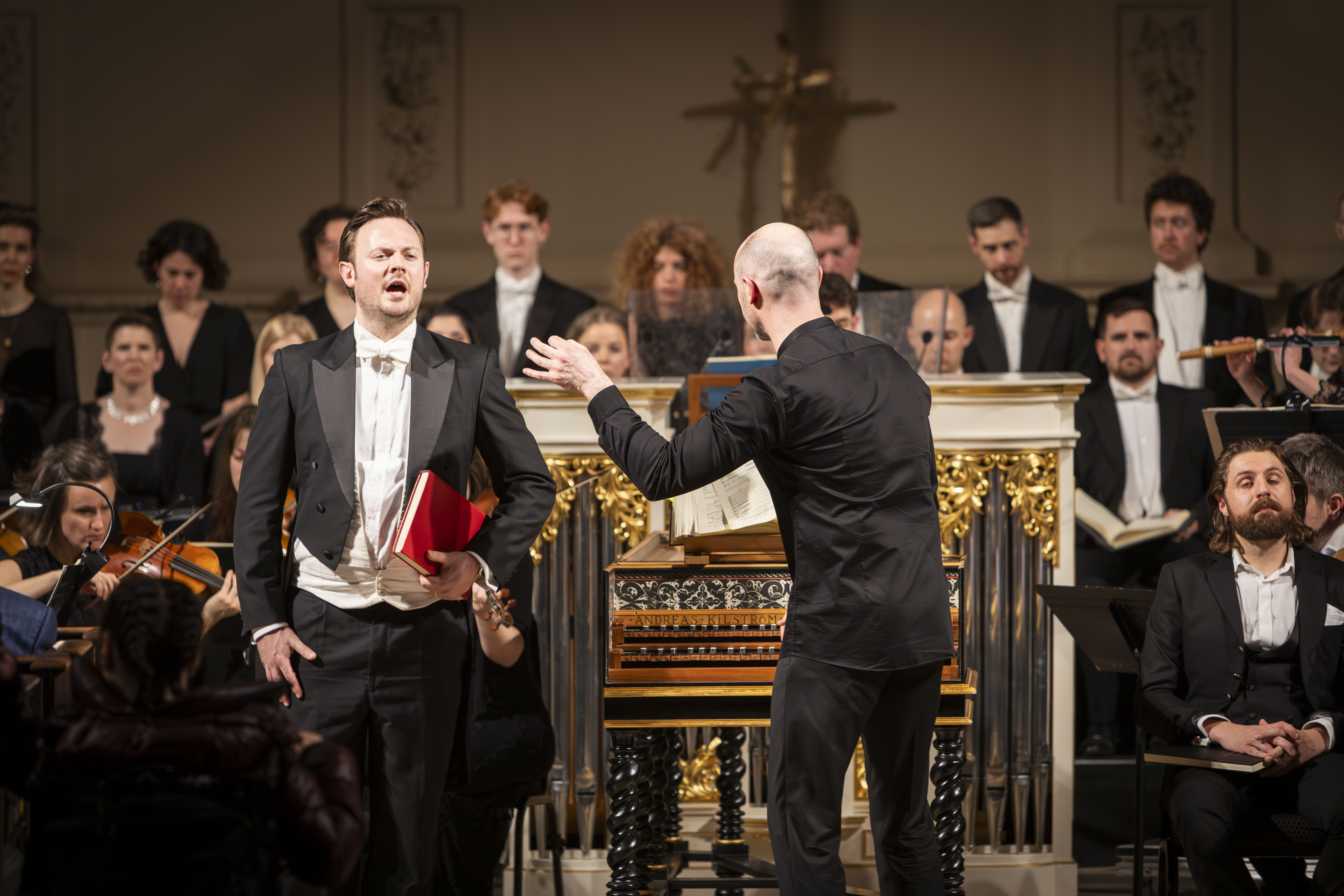 045_MCO_Bach_St_John_Passion_photo_by_Paul_Marc_Mitchell.jpg