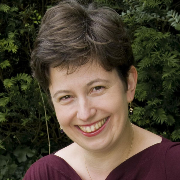 Kati Debretzeni